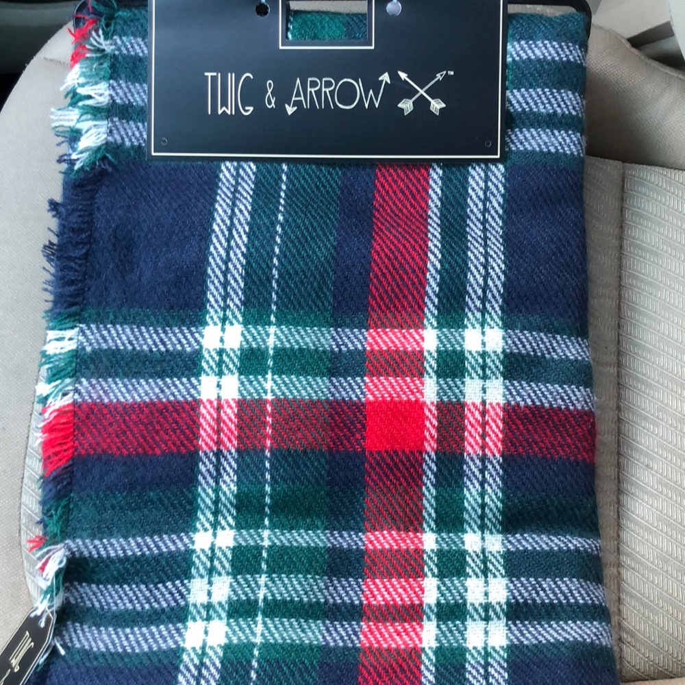 Scarf - Picture 2 of 2